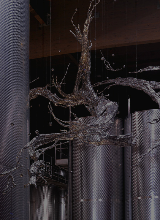 Scultura "Water in Dripping" by Zheng Lu in Ca' del Bosco